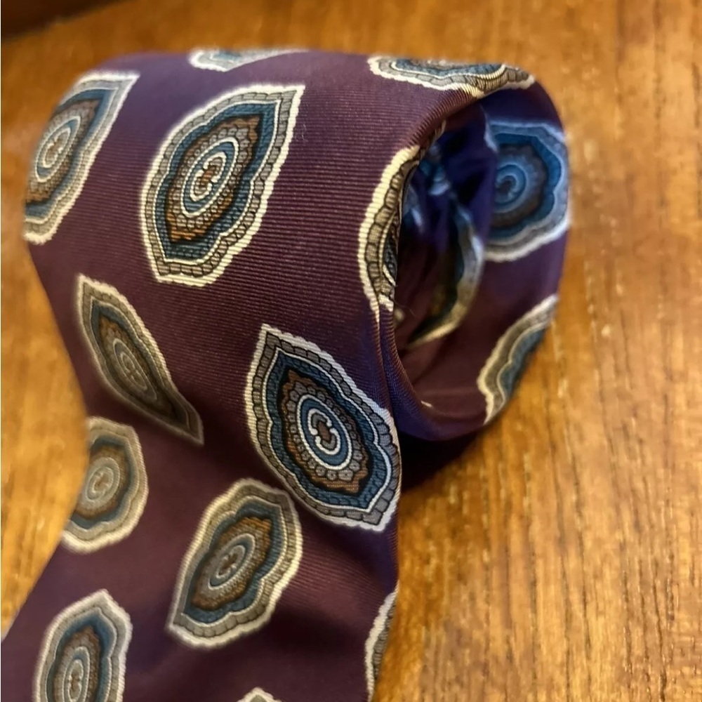 Christian Dior All Silk Elegant Purple Patterned Men's Tie EUC!! - Picture 4 of 16